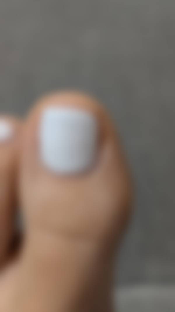 White toes Photos & Videos pack - Image 8